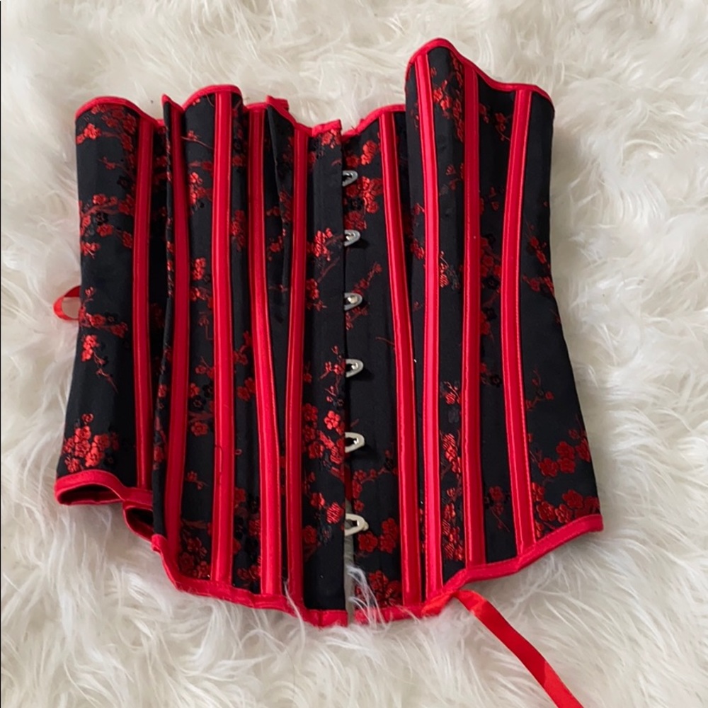 Corset
